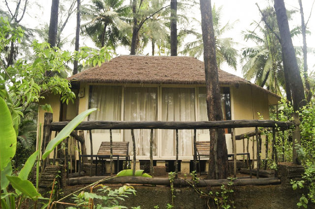 Book Holiday Homes Accommodations In Diveagar Guesthouser Situated near the beach, this hostel is 0.8 mi (1.2 km) from diveagar beach and within 16 mi (25 km) of murud janjira fort and murud beach. book holiday homes accommodations in