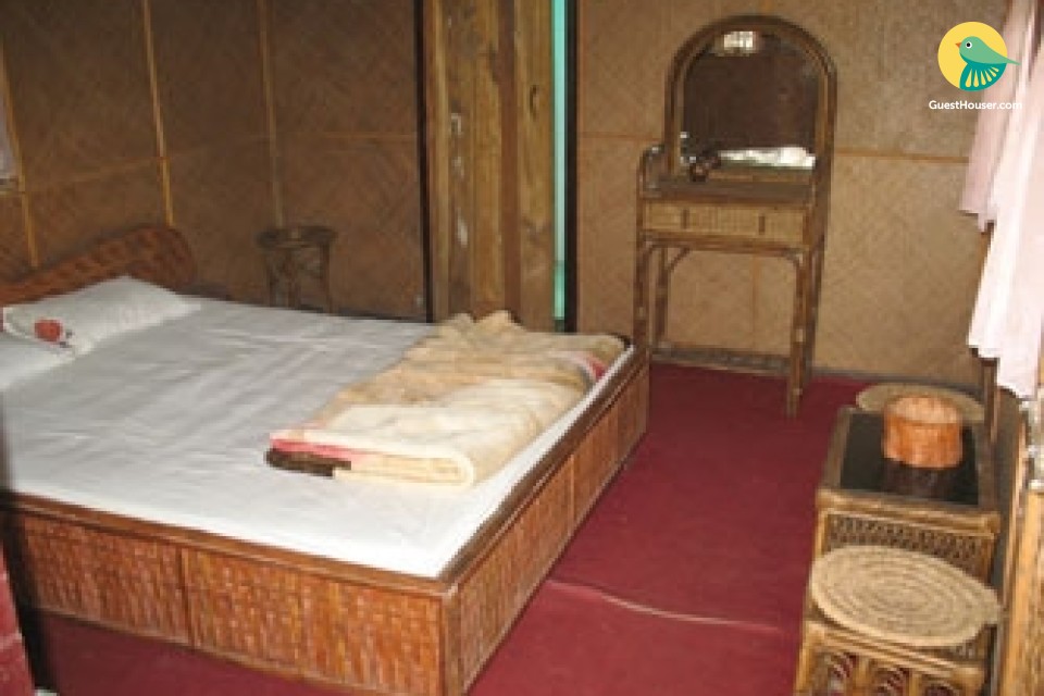 Well-equipped cottage for 3