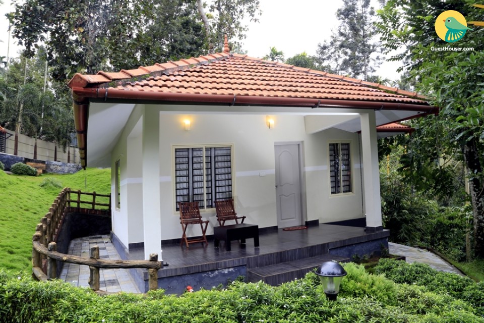 Pristince cottage for a couple, in the vicinity of River Kalapuzha