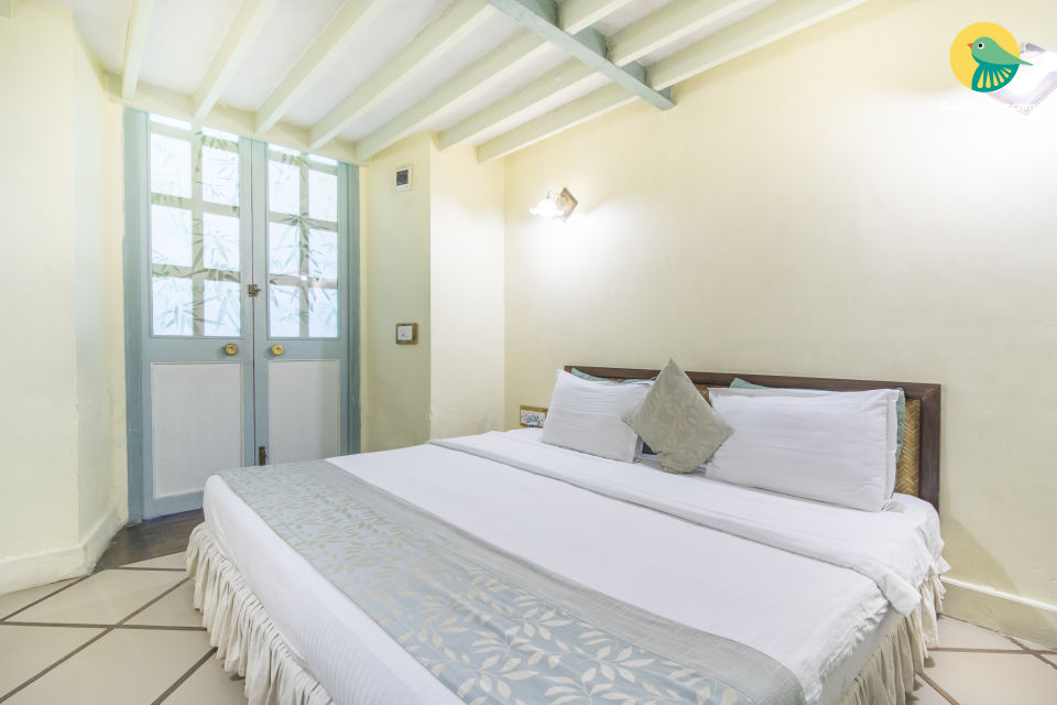 Well-appointed stay for 3, near Rock Beach