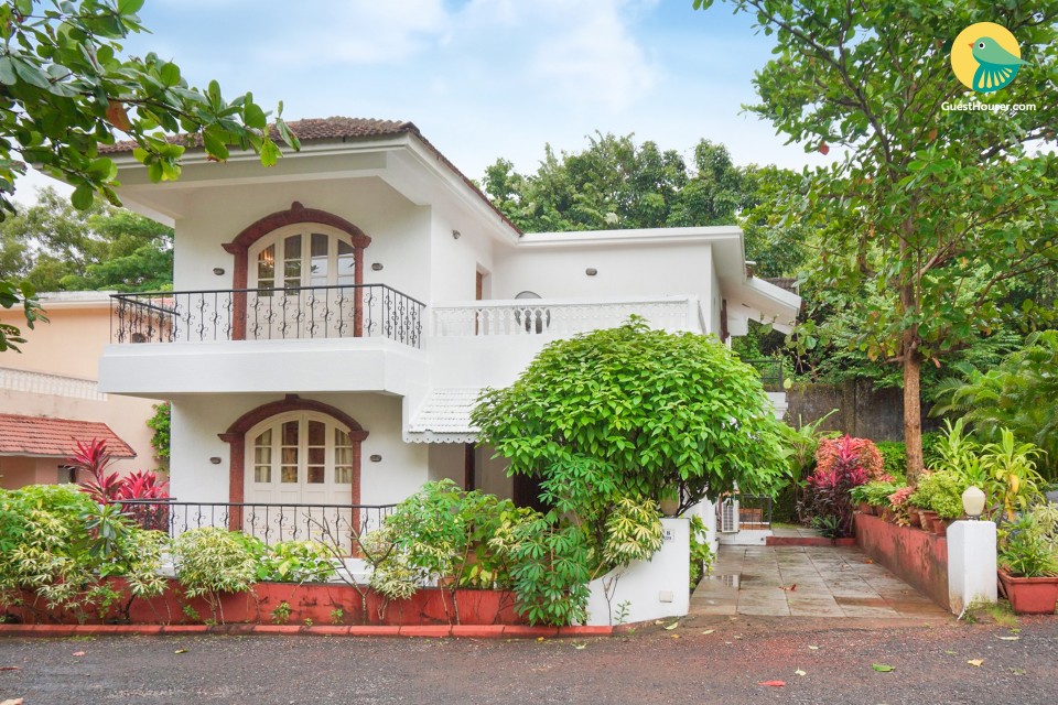 Luxurious 4-BR villa, 750 m from Sinquerim beach