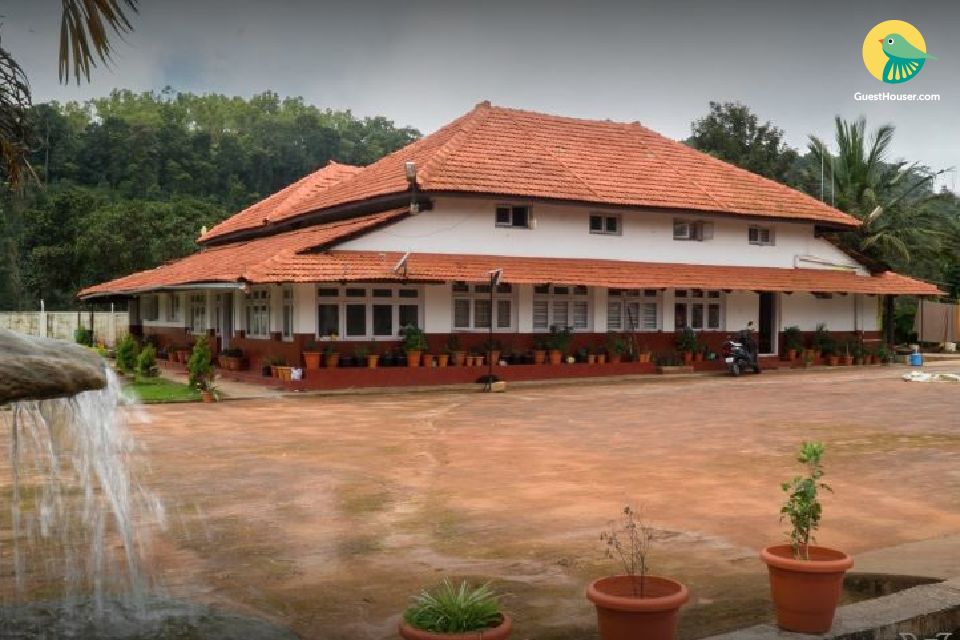 Sequestered Stay For Groups Seeking Peace,Just 3 km Away From Katikan Mountain