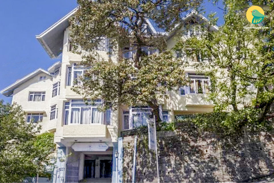 Elegant room with a gorgeous view, 550 m from Ridge